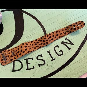 Cheetah print cuff